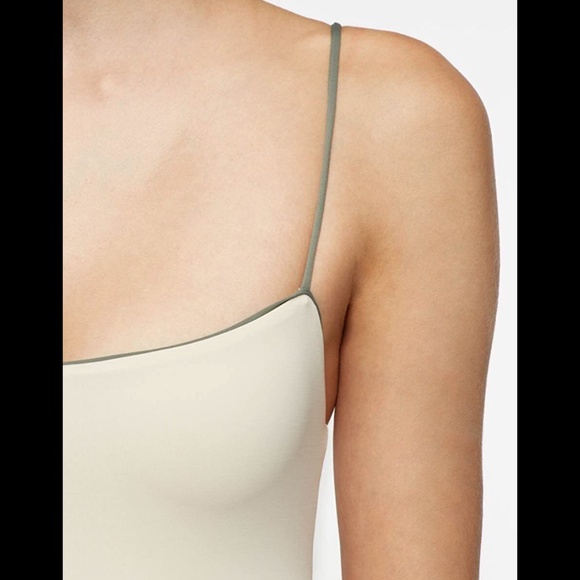 NWT Tavik [ Medium ] Scarlett Colorblock One Piece Swimsuit Tapioca/Desert‎ - Picture 3 of 12